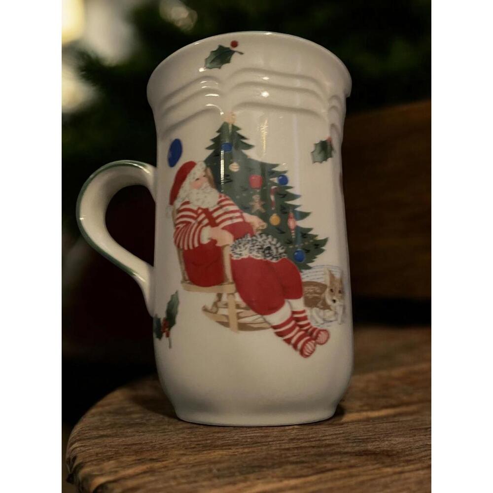 Mikasa Santa Claus Holiday Mug Cup Drink Christmas